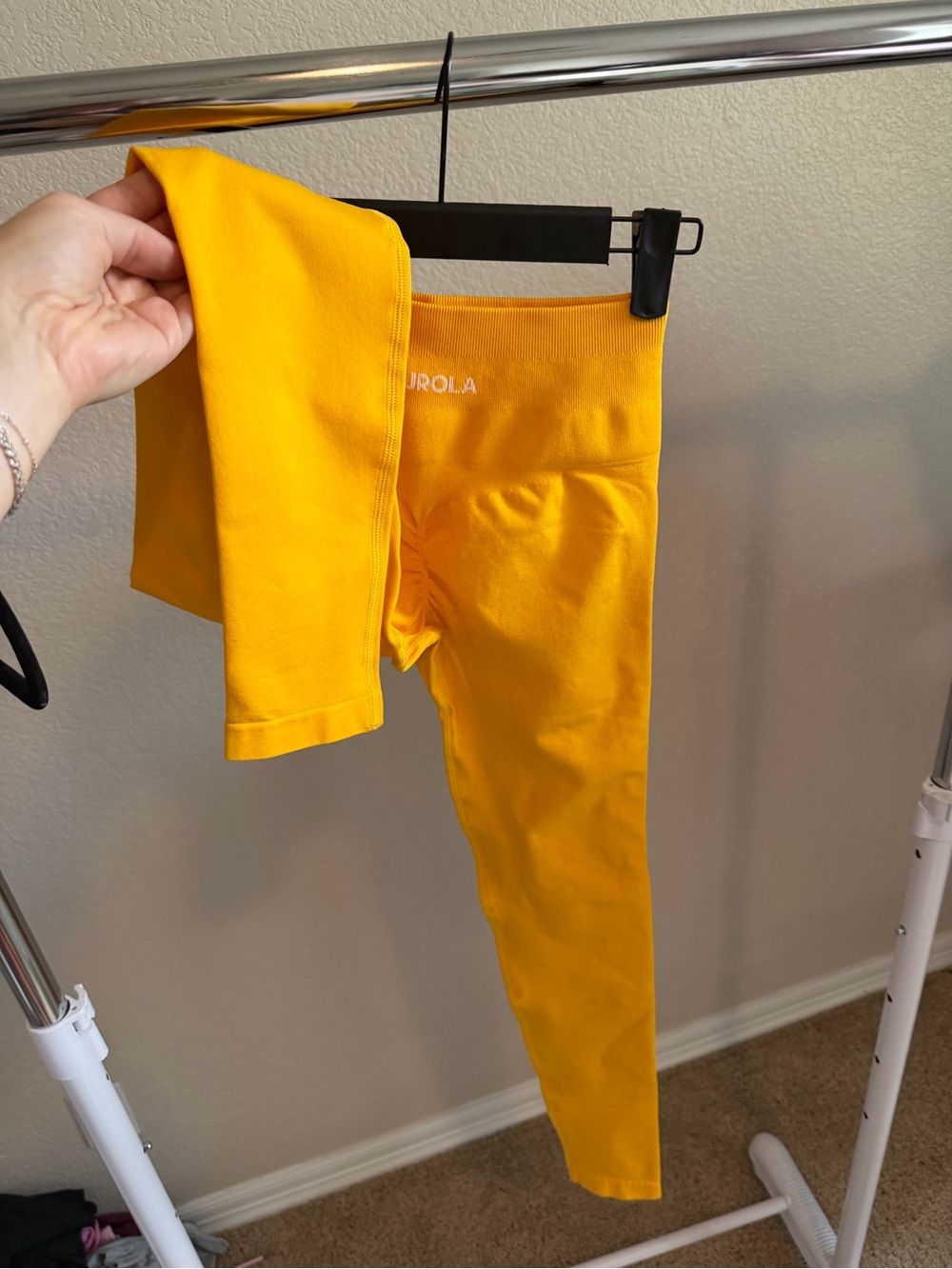 High-Rise Yellow Seamless Leggings